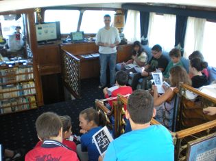 Helmepa: Παρουσίαση για τη Ναυτιλία σε μαθητές της Χίου